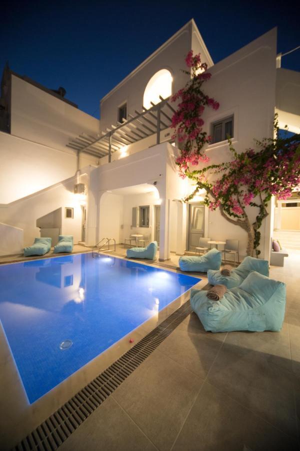 Markakis Studios Fira Town Dış mekan fotoğraf