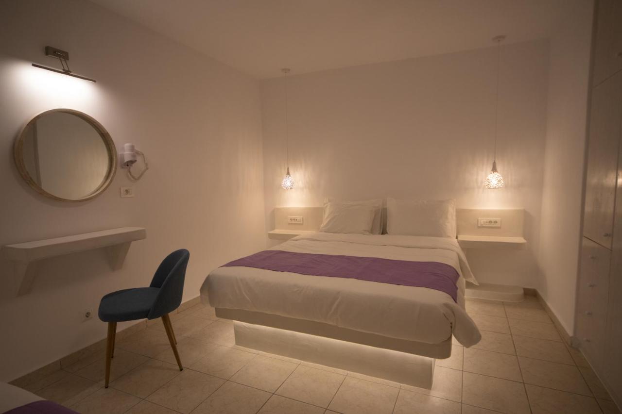 Markakis Studios Fira Town Dış mekan fotoğraf